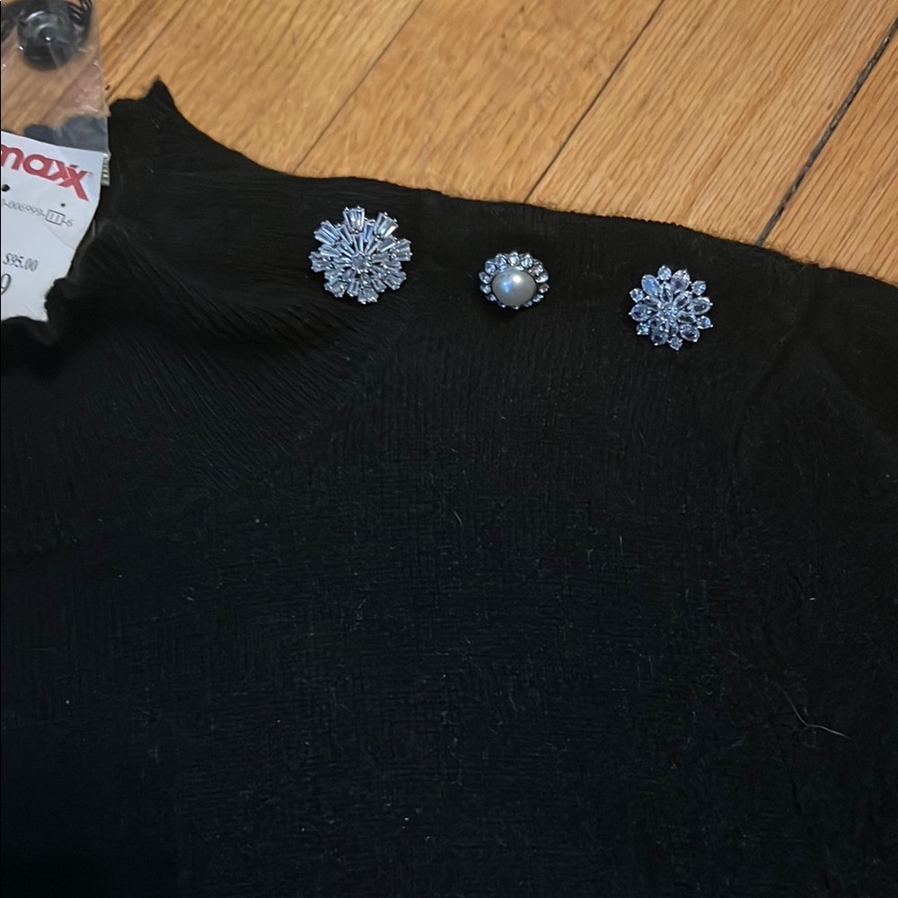 NWT 100% Cashmere Tahari Black ruffle mockneck long sleeve classic Sweater Large